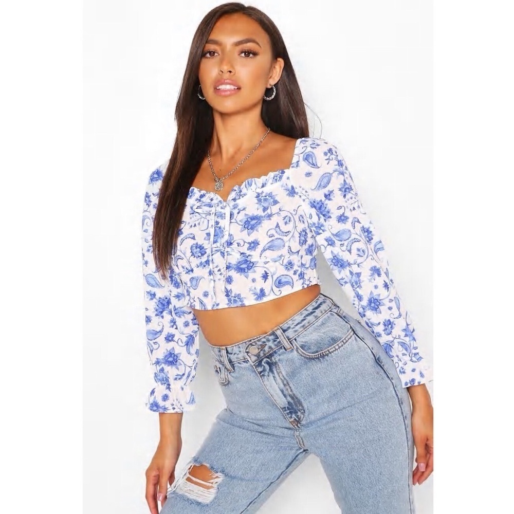 Boohoo Crop Top Blue & White Ruffle NWT size UK 14 US 10
